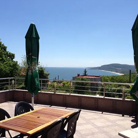 Taraleja 2* Baltsjik